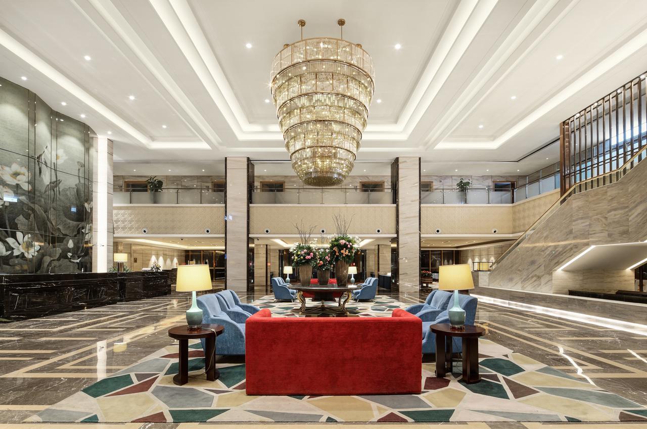 Jinan Luxury Blue Horizon Hotel Exteriör bild