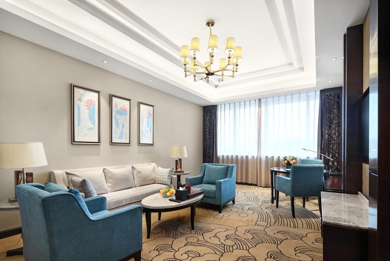Jinan Luxury Blue Horizon Hotel Exteriör bild